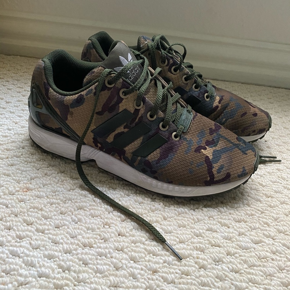 Adidas ZX flux shoes